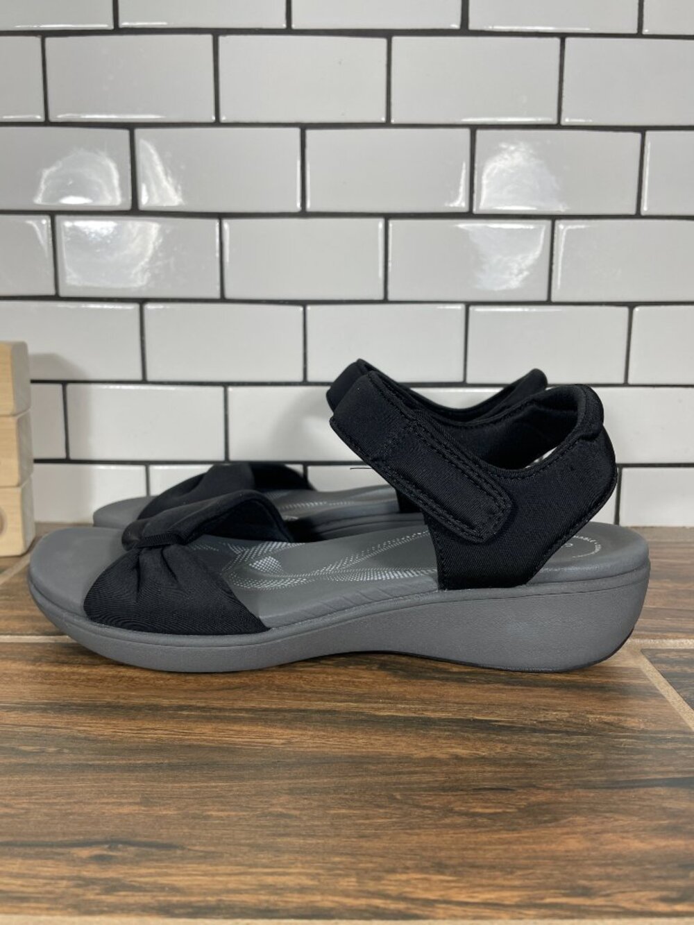 Clarks Breeze Rae Sara Shoes Womens Size 9 Black Cloudsteppers Strappy Sandal